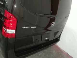 奔驰Metris 17款 2.0T 汽油 Passenger美规