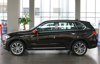 宝马X5 18款 3.0T 基本