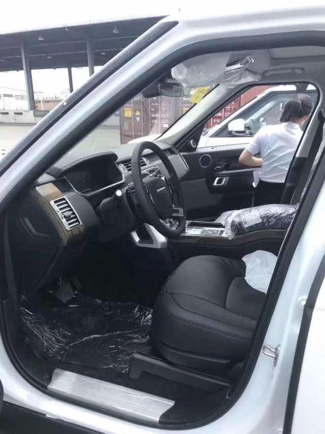 揽胜行政3.0汽油 18款 hse中东