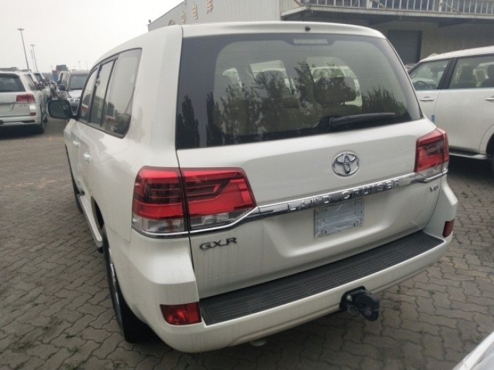 酷路泽4000 2020款 4.0L GX-R 铝轮 无天窗 高丐版 中东