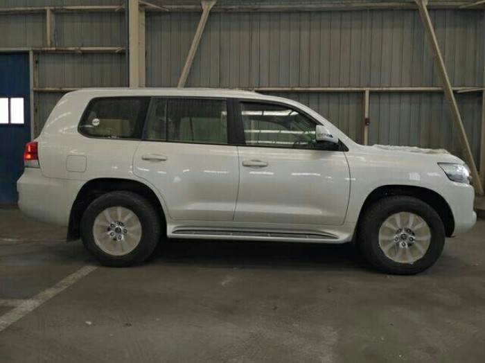 酷路泽4000 2020款 4.0L EX-R 天窗 中东