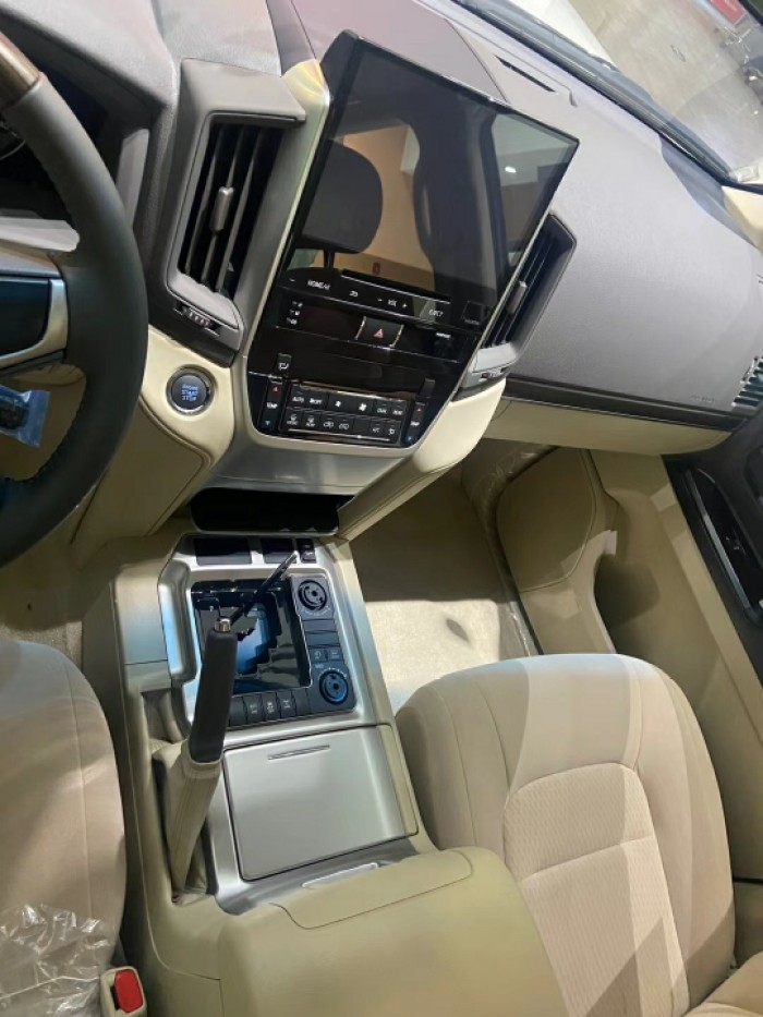 酷路泽4000 2020款 4.0L GX-R 两气 底挂 绞盘 中东