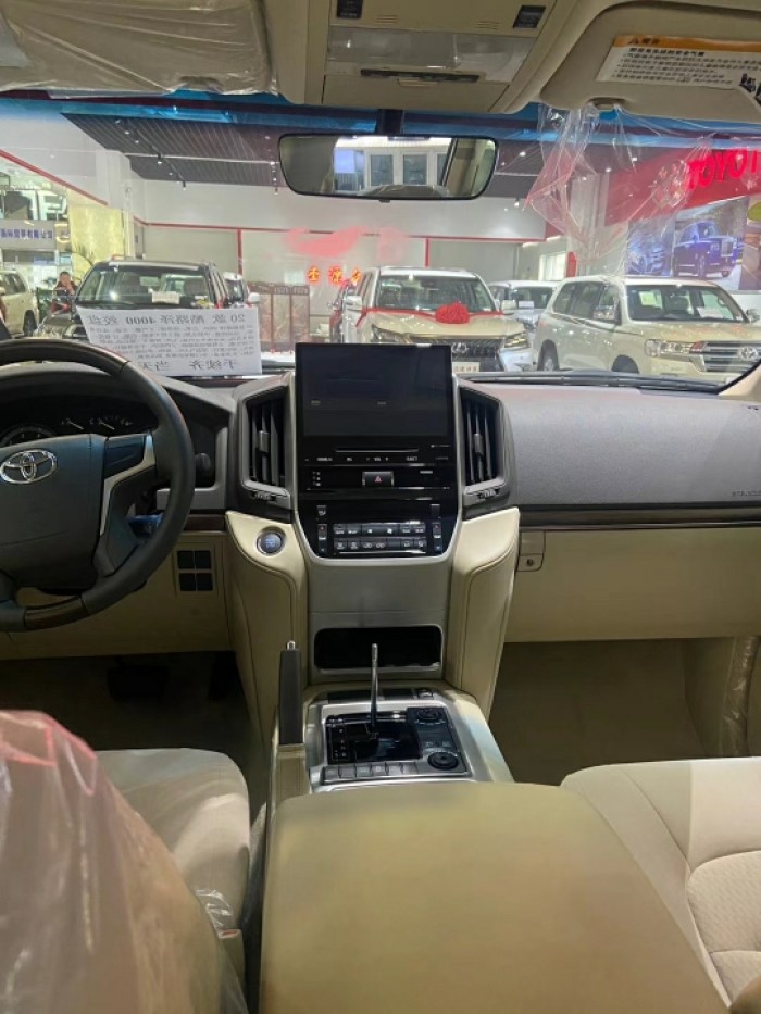 酷路泽4000 2020款 4.0L GX-R 两气 底挂 绞盘 中东