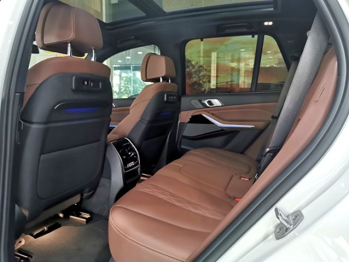 宝马X5 2022款 xDrive40i XLine 大豪华包 加规