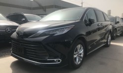 塞纳  21款 2.5L 油电混合 四驱 LTD 加规