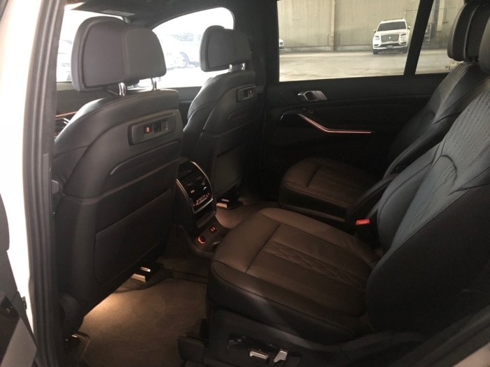 宝马X7 2020款 xDrive40i M运动 卓越豪华 加规