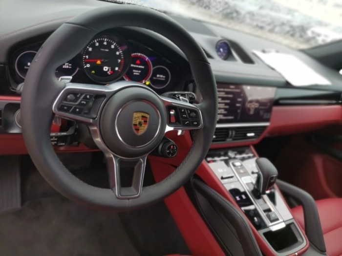 卡宴 2021款 3.0T 加规
