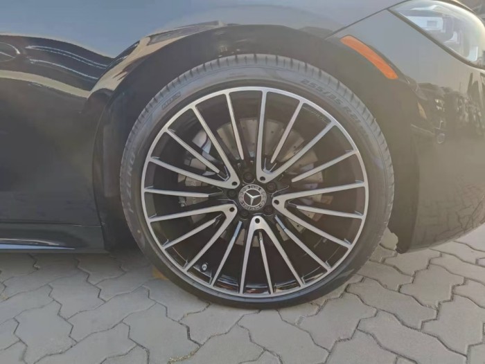 奔驰S级 2022款 S500 长轴 四驱 美规