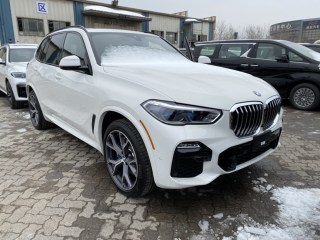 宝马X5  21款 xDrive40i M运动 大豪华包  加规