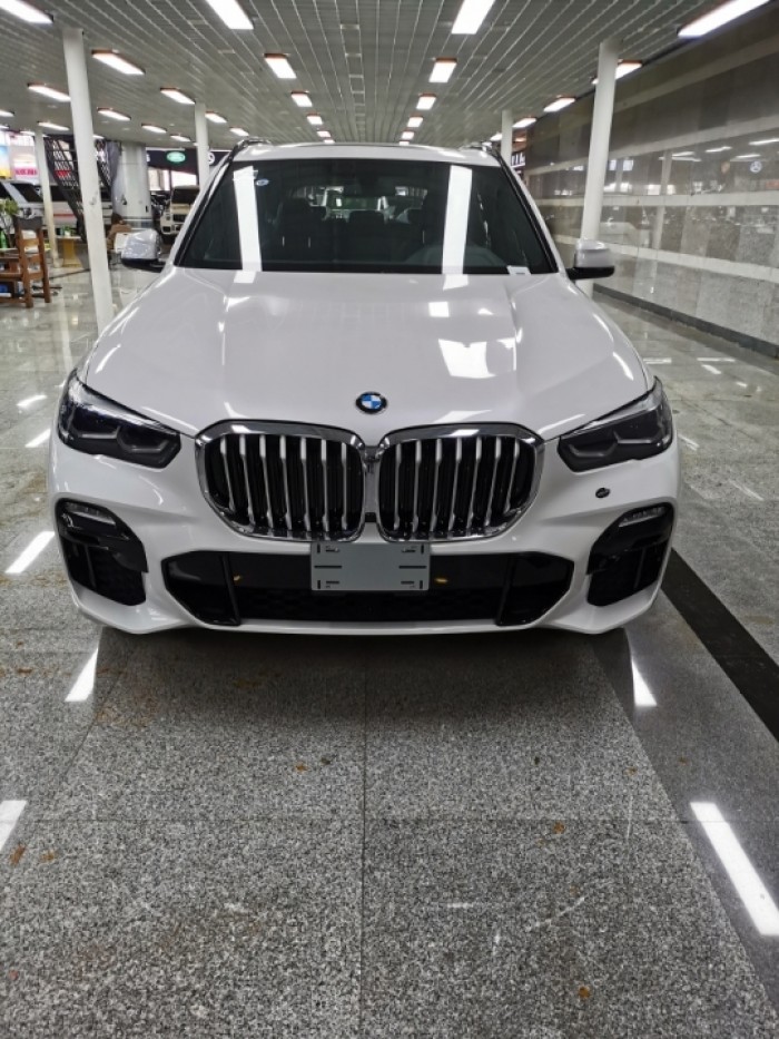 宝马X5 2021款 xDrive40i M运动 墨规