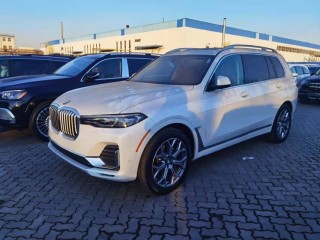 宝马X7  22款 xDrive40i Luxury豪华 美规