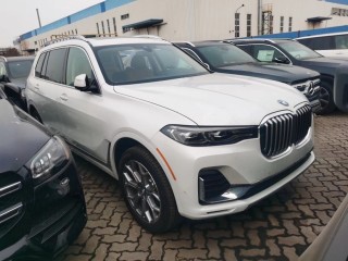 宝马X7  22款 xDrive40i Luxury豪华 美规