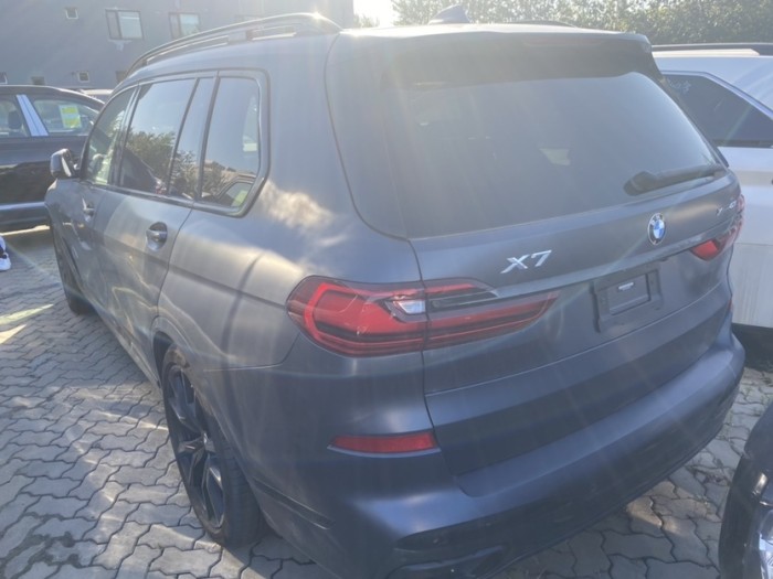 宝马X7 2021款 xDrive40i M运动 卓越豪华 7座 加规