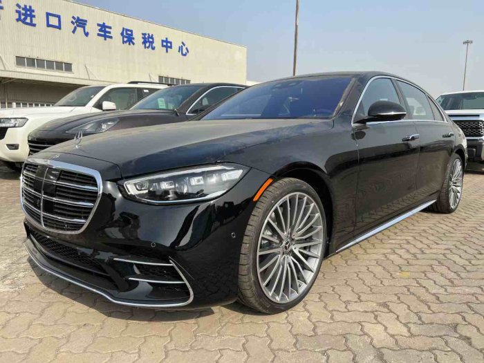 奔驰S级 2022款 S500 长轴 四驱 美规