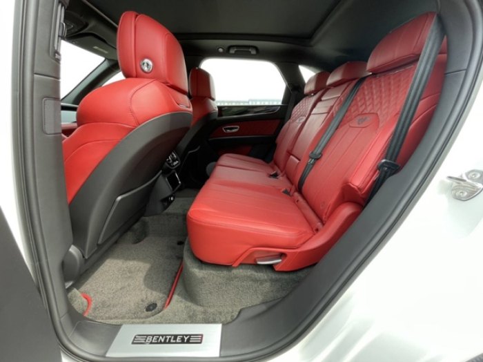 添越 2021款 4.0T V8 五座 美规