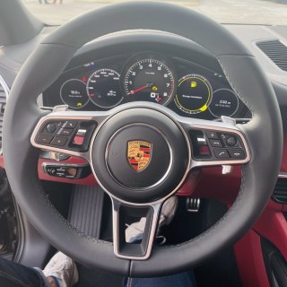 卡宴 2022款 S 2.9T 墨规