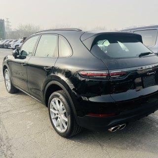 卡宴 2022款 S 2.9T 墨规
