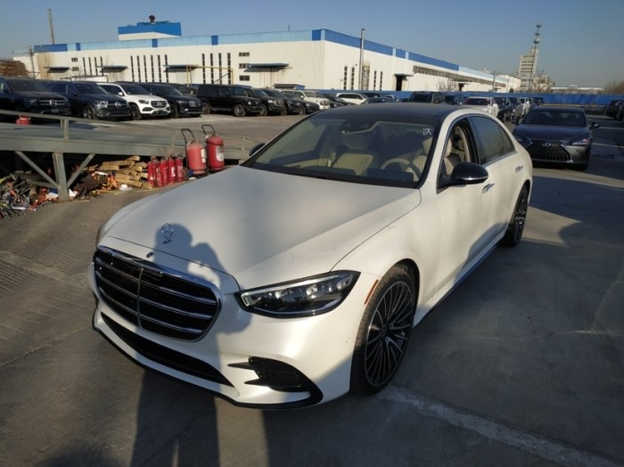 奔驰S级 2022款 S500 长轴 四驱 美规