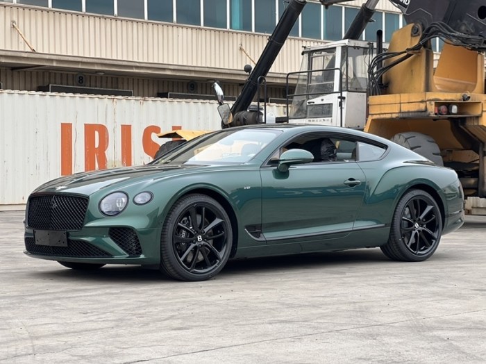 欧陆 2022款 4.0T GT 欧规