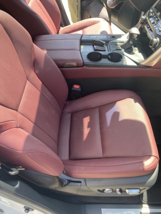 雷克萨斯LX600 2022款 LX600 Premium高级 标准型 加规
