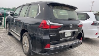 雷克萨斯LX570 2021款 LX570 限量 S 中东