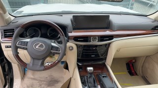 雷克萨斯LX570 2021款 LX570 限量 S 中东