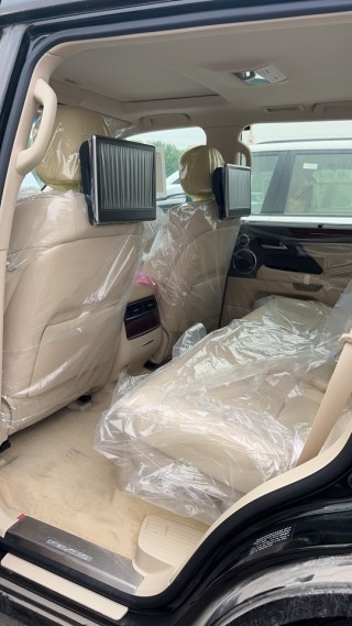 雷克萨斯LX570 2021款 LX570 限量 S 中东