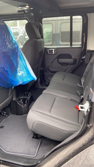 牧马人 2021款 2.0T 自动 四门 硬顶 Sport S 加规
