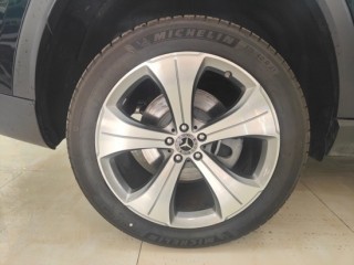 奔驰GLS450 2022款 GLS450 7座 全景20轮 美规