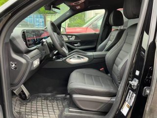 奔驰GLS450 2022款 GLS450 7座 全景20轮 美规