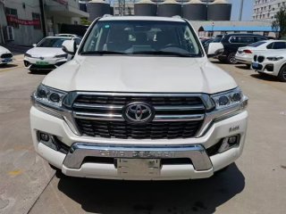 酷路泽5700  21款 5.7L VX-R  中东