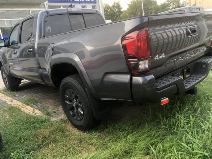 塔库玛 2021款 3.5L 自动 TRD Pro 加规