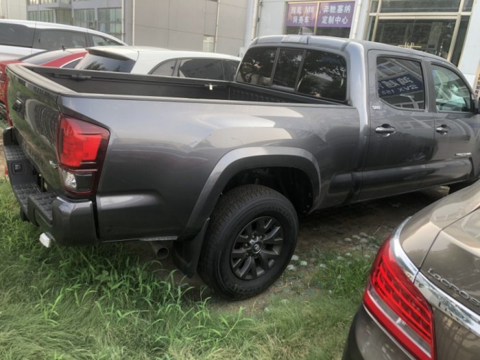 塔库玛 2021款 3.5L 自动 TRD Pro 加规
