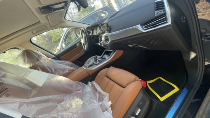 宝马X5 2020款 xDrive40i 标准 19轮 中东