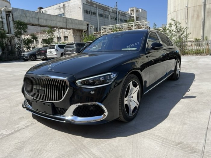 奔驰S级 2022款 S450 长轴 四驱 墨规