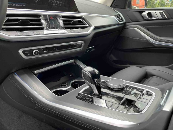 宝马X5 2022款 xDrive45e 插电混动 XLine 墨规
