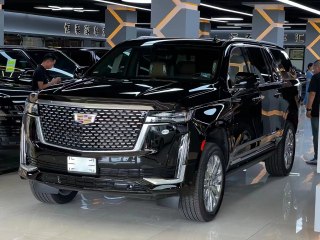 凯雷德  22款 6.2L ESV加长 四驱 Premium Luxury高级豪华 墨规