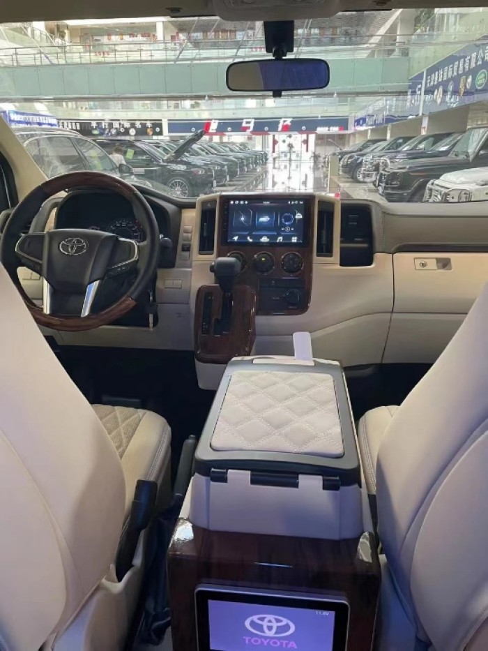 海狮HIACE 2022款 3.5L 自动 9座 中东