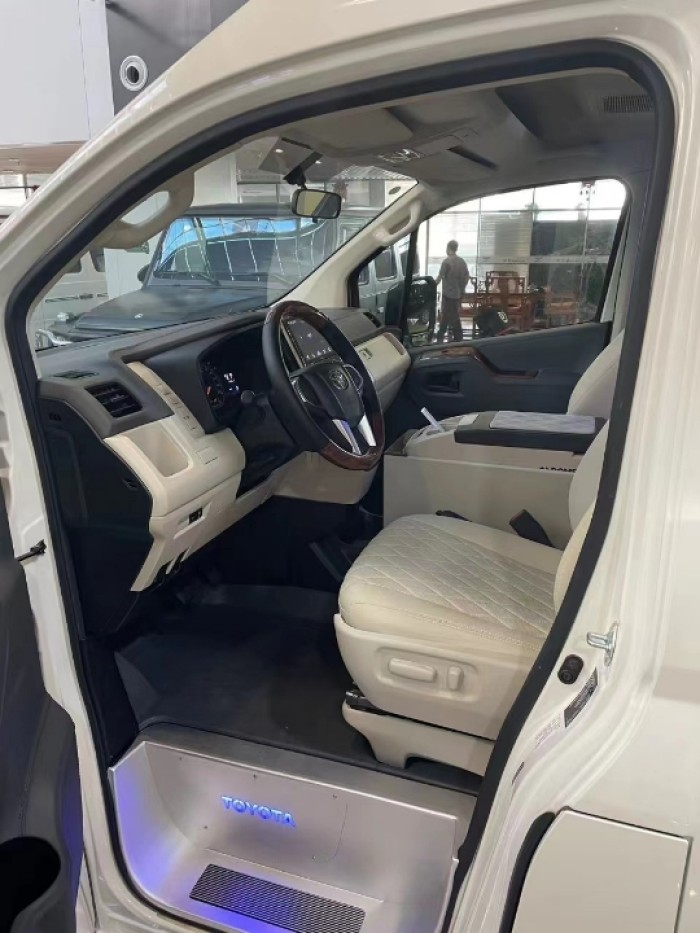 海狮HIACE 2022款 3.5L 自动 9座 中东