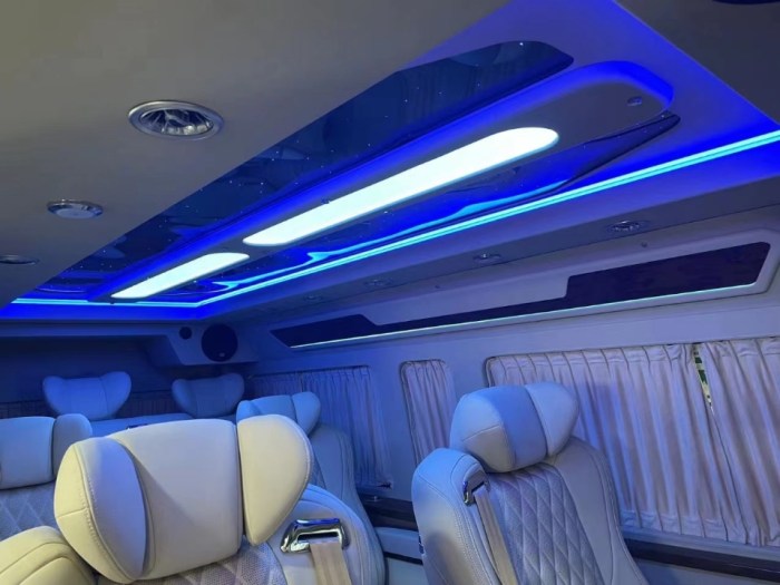 海狮HIACE 2022款 3.5L 自动 9座 中东