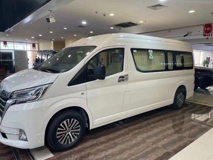 海狮HIACE 2022款 3.5L 自动 9座 中东