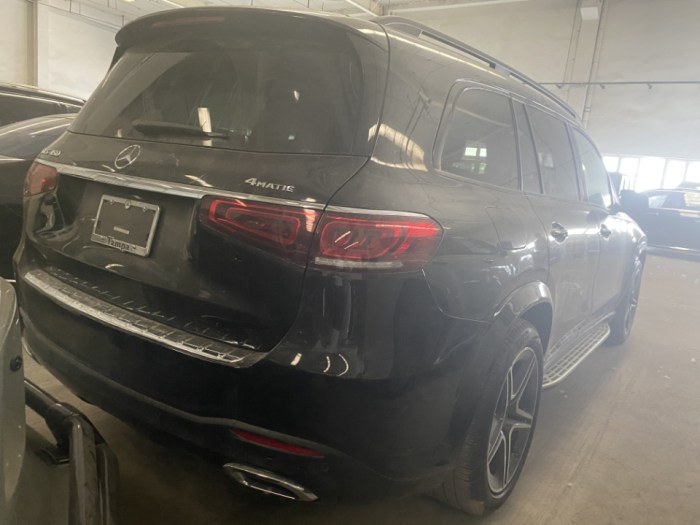 奔驰GLS450 2022款 GLS450 7座 小窗21轮 美规