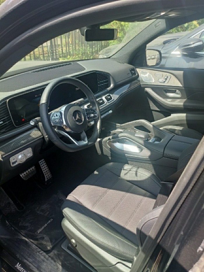 奔驰GLS450 2022款 GLS450 7座 小窗21轮 美规