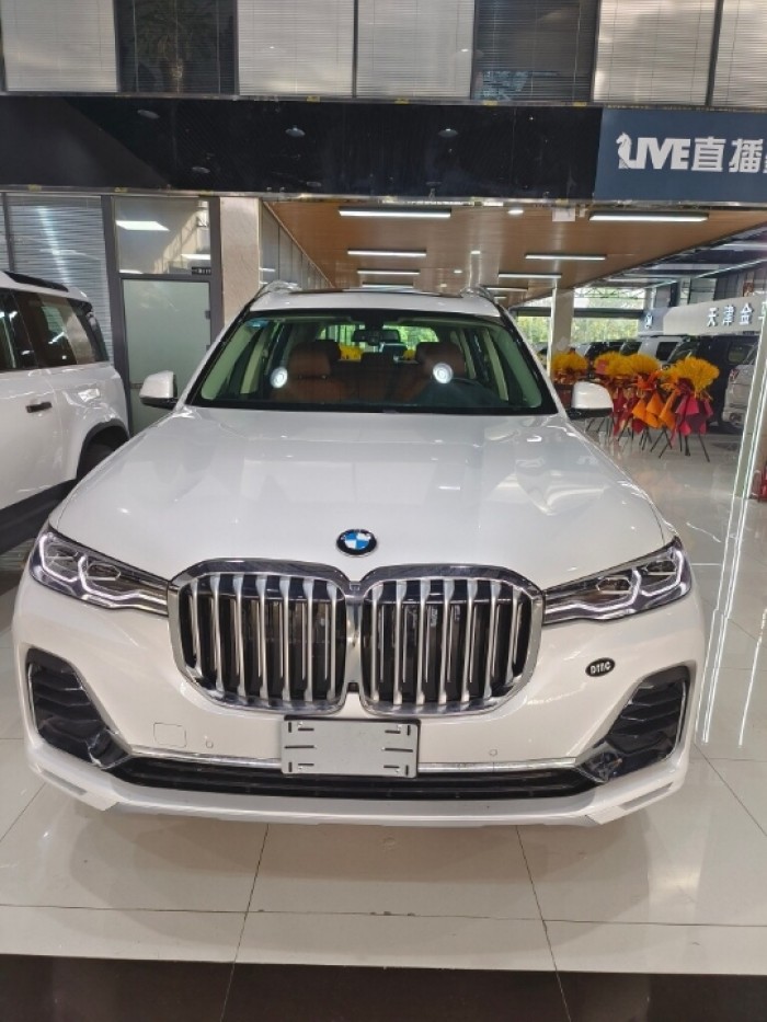 宝马X7 2022款 xDrive40i Excellence卓越 墨规