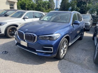 宝马X5  22款 xDrive45e 插电混动 XLine 墨规