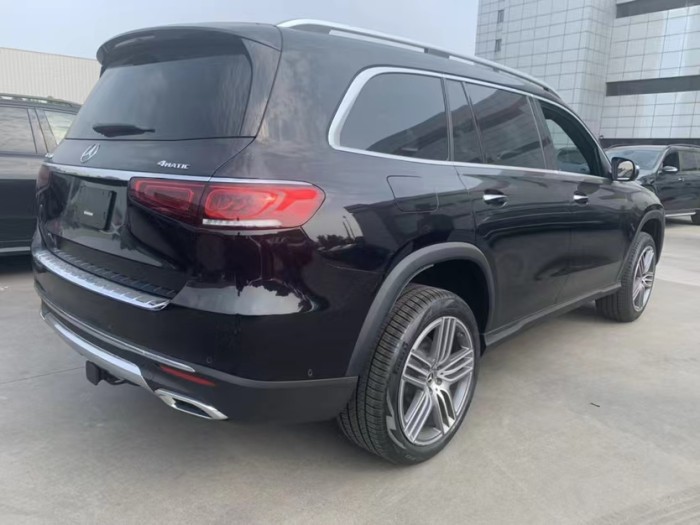 奔驰GLS450 2022款 GLS450 7座 全景 21轮 美规