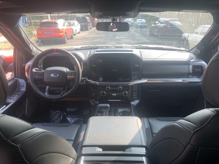 福特F-150(猛禽) 2022款 3.5T 四门 Raptor猛禽 美规