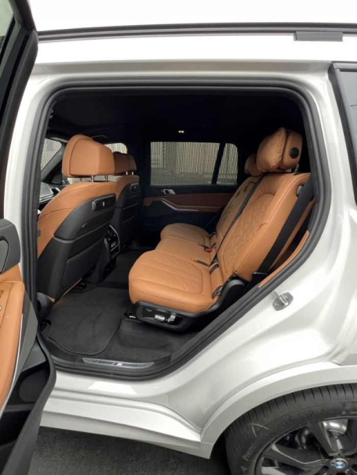 宝马X7 2023款 xDrive40i M运动 美规