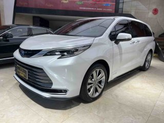 塞纳 2022款 2.5L 油电混合 两驱 XLE 墨规