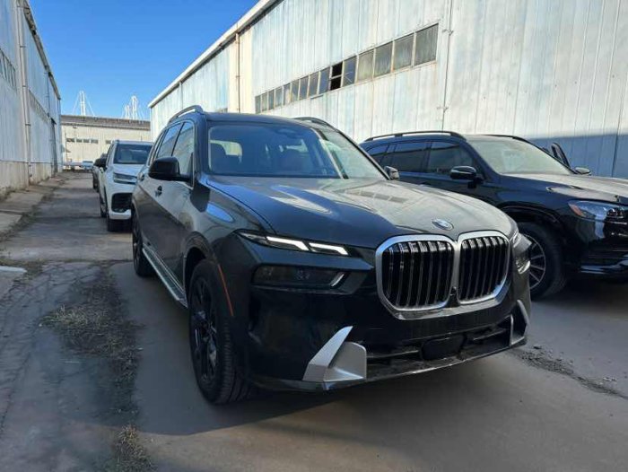 宝马X7 2023款 xDrive40i 豪华包 美规